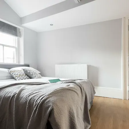 The Harbourside Loft - Stylish & Modern 1bdr